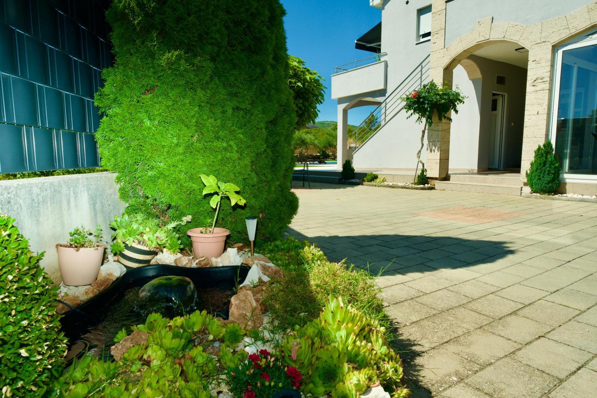 Apartment Lana Bristivica Экстерьер фото
