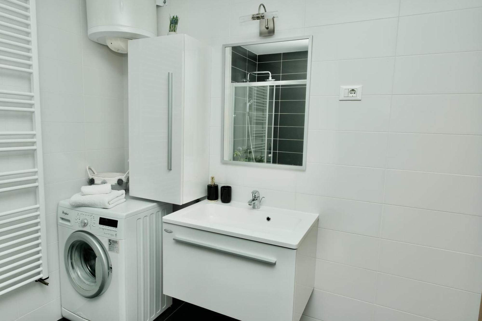 Apartment Lana Bristivica Экстерьер фото